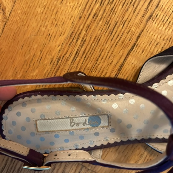 Navy and purple satin flats - Picture 3 of 3